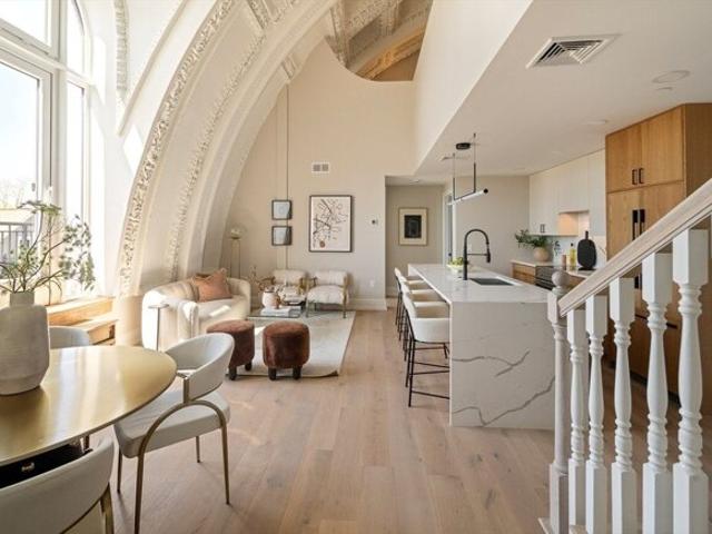 Condo for sale in Waltham, Massachusetts