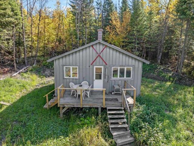 House for sale in Pittsburg, Coös County