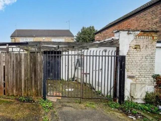Apartment for rent in North Finchley, Greater London