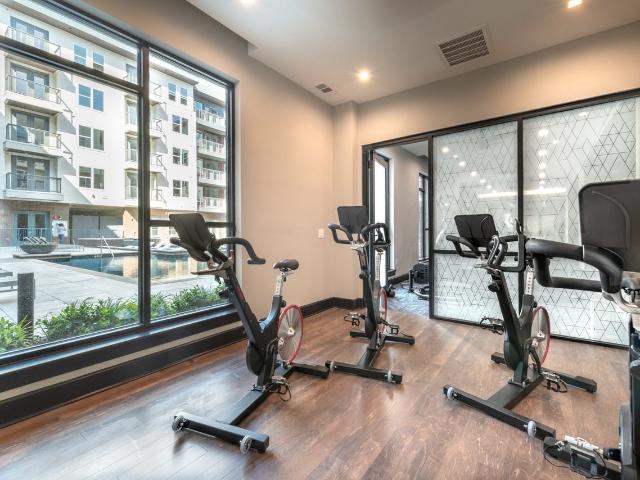 Apartment for rent in Roseland Neighborhood, Dallas
