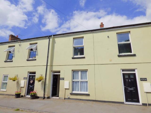 Apartment for rent in Ferryside, Wales