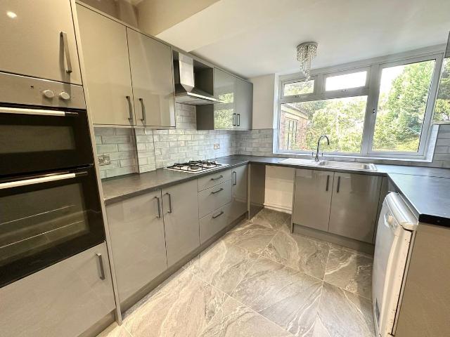 Apartment for rent in Fulwood, South Yorkshire