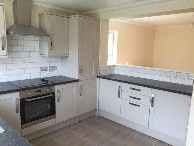 House for rent in Hallaze, Scredda