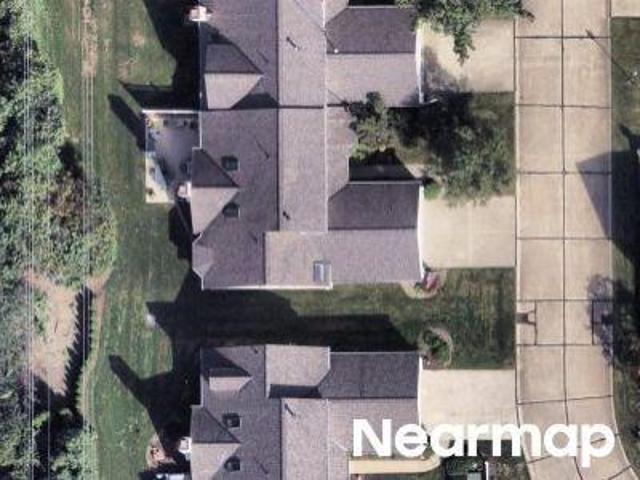 Condo for sale in Halle Farm, Willoughby