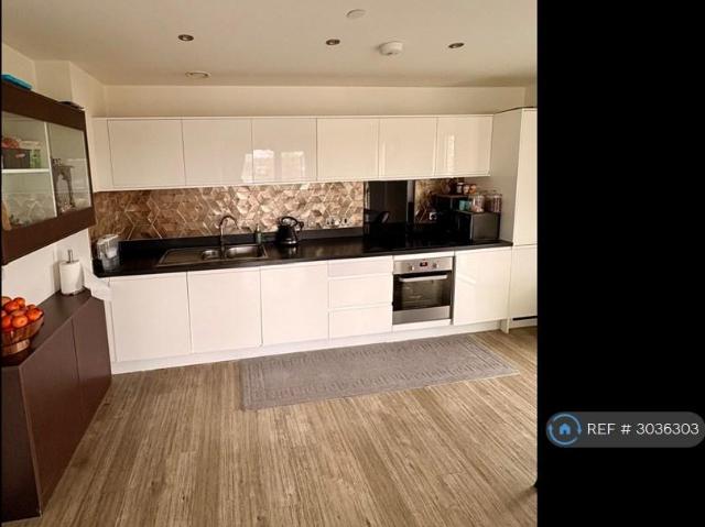Apartment for rent in Kingsbury, Greater London