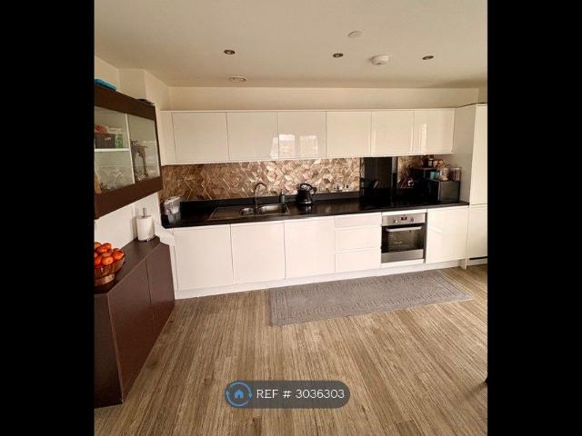 House for rent in London Borough of Brent, Greater London