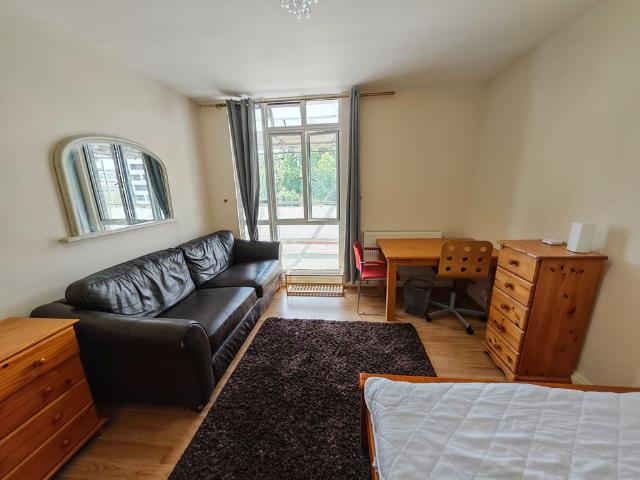 House for rent in Bayswater, Greater London