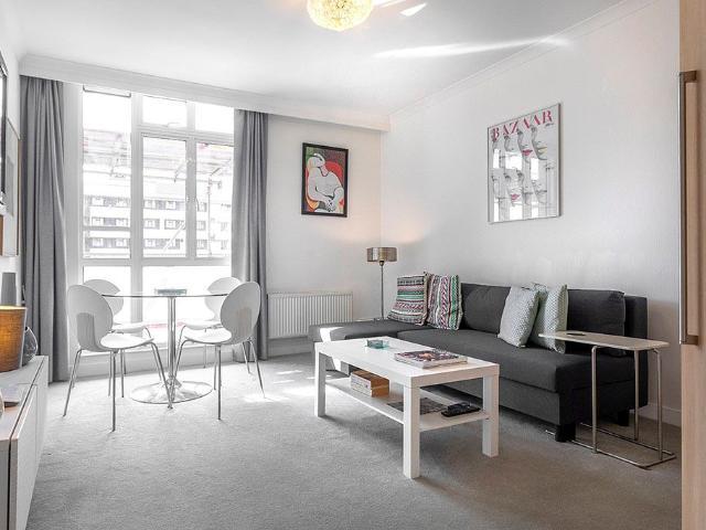Apartment for rent in Bayswater, Greater London