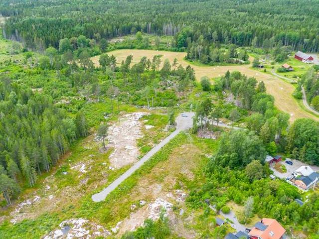 Tomt till salu i Uppsala