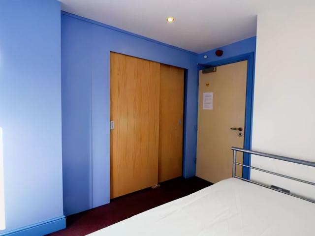 Room for rent in Elmfield, Leicestershire