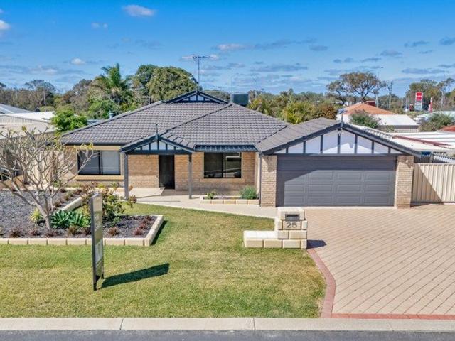 House for sale in Parklands, Western Australia