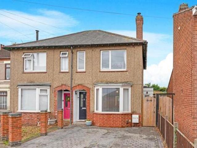 House for sale in Brambleside, Kettering