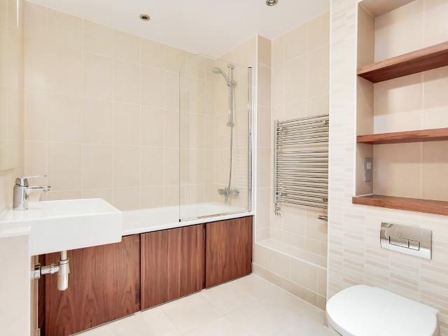 Apartment for rent in Stratford Marsh, Greater London