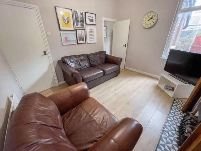 House for rent in Elm Park, Liverpool