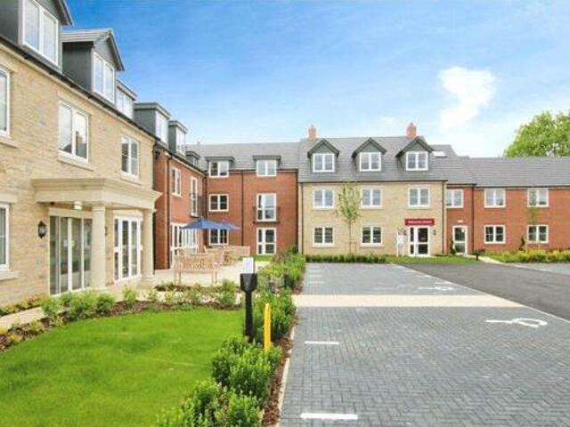 House for sale in Radstone Fields, Brackley