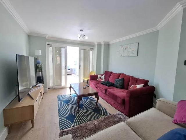 House for rent in Pouchen End, Hertfordshire