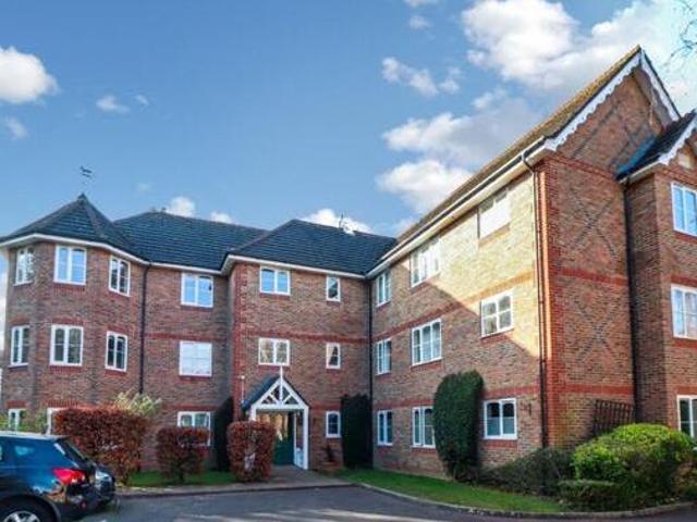 House for sale in North Watford, Hertfordshire