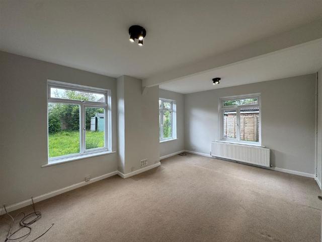 House for rent in North End, Perryfields
