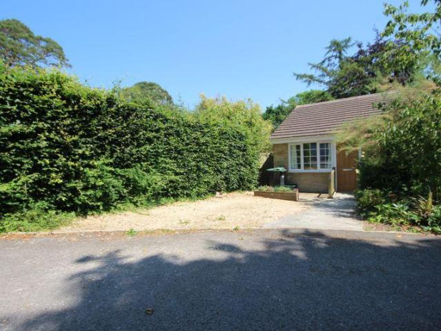 House for rent in Halstock