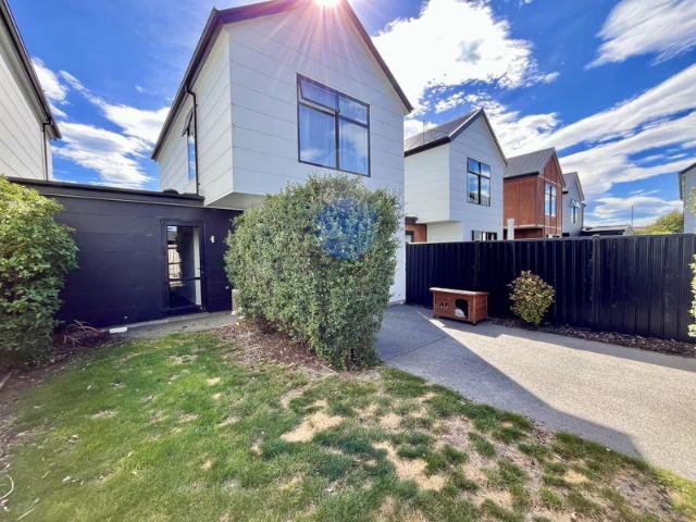 House for rent in Chaslands, Canterbury