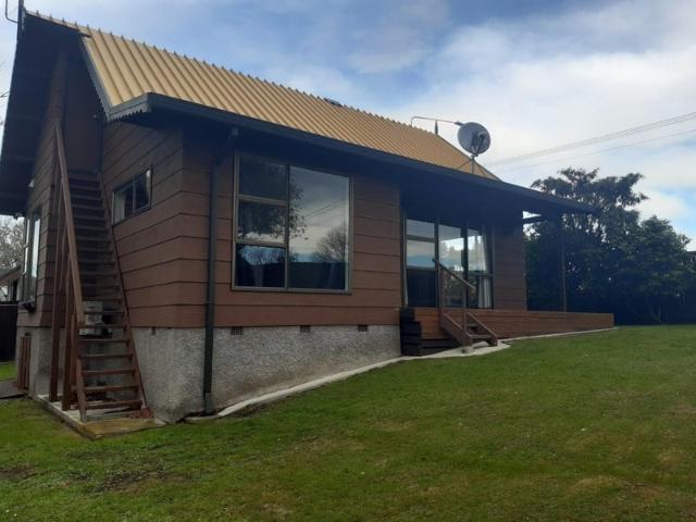 House for rent in Chaslands, Canterbury