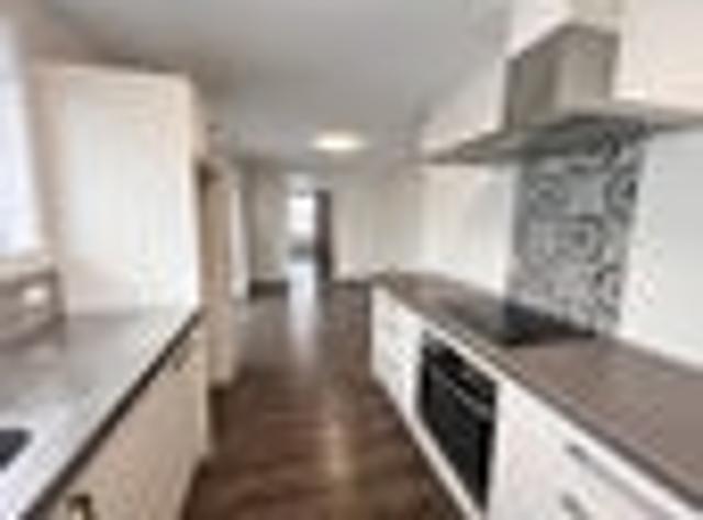Apartment for rent in Chaslands, Canterbury