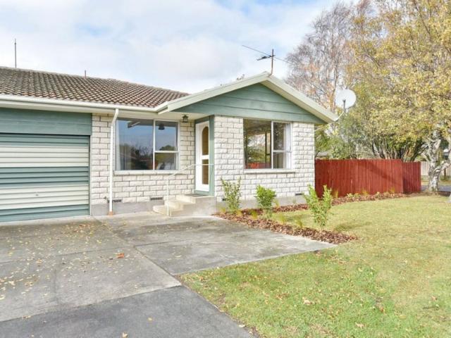 Apartment for rent in Chaslands, Canterbury