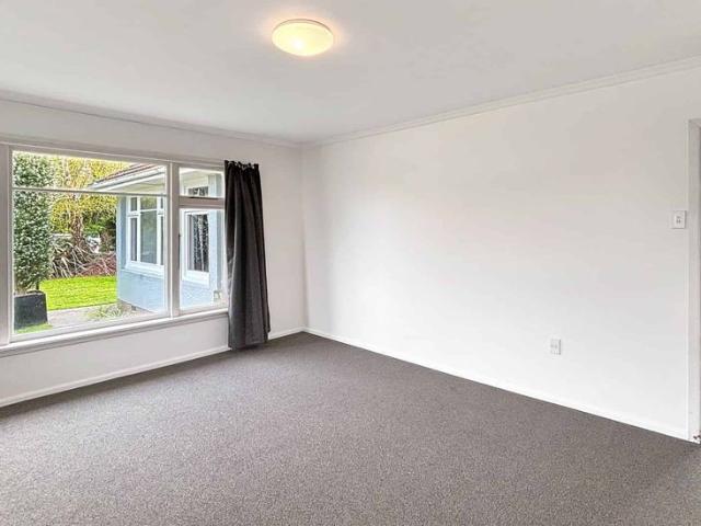 House for rent in Oaklands, Christchurch