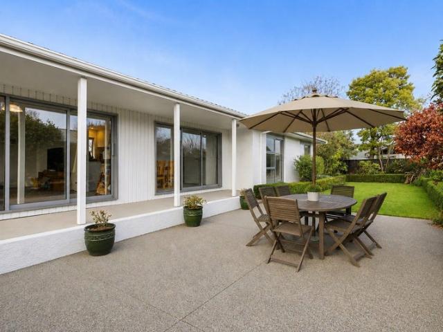 House for rent in Chaslands, Canterbury