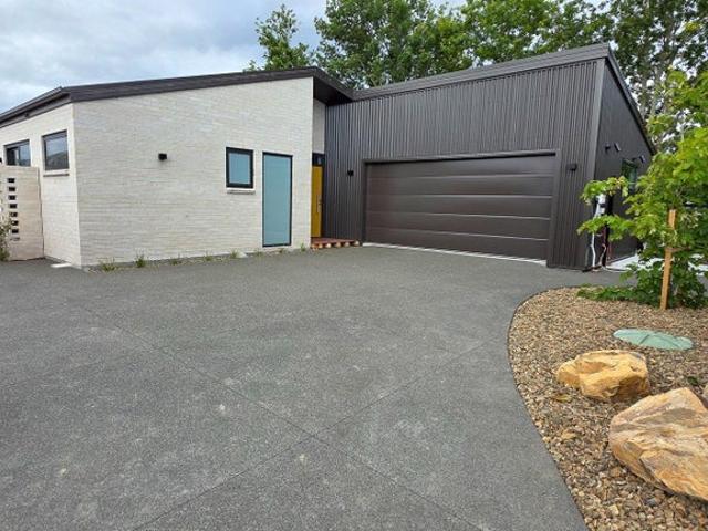 House for rent in Chaslands, Canterbury