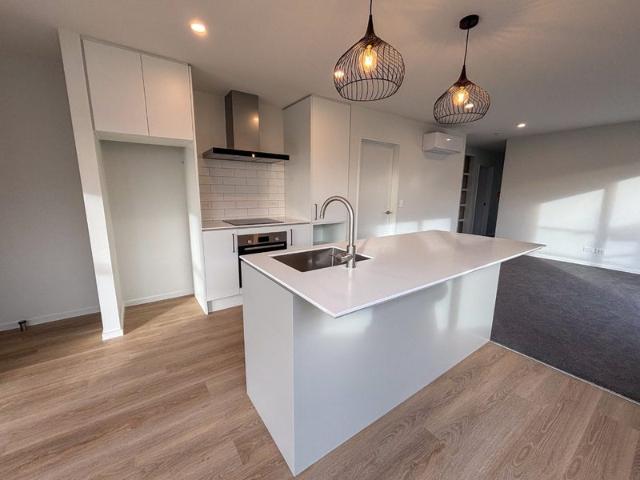 House for rent in Chaslands, Canterbury