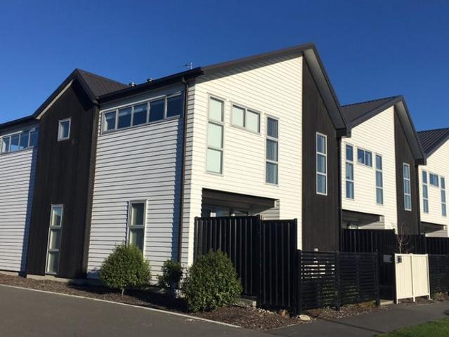 House for rent in Chaslands, Canterbury