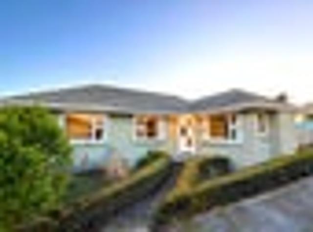 House for rent in Chaslands, Canterbury
