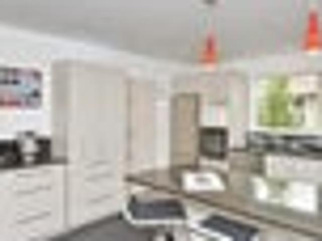 House for rent in Chaslands, Canterbury