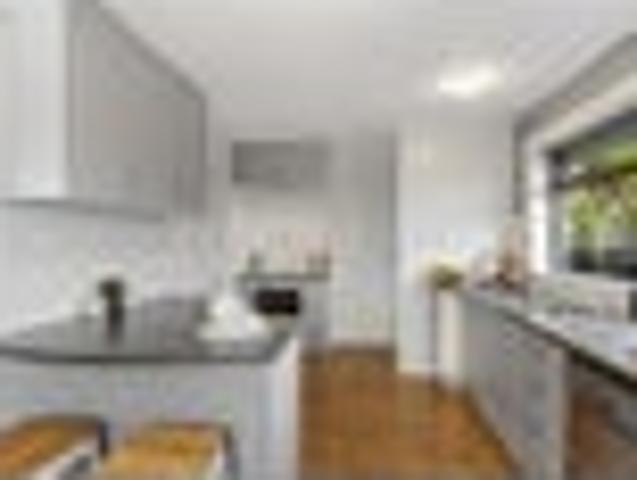 House for rent in Chaslands, Canterbury