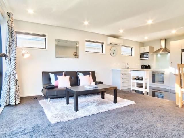 House for rent in Oaklands, Christchurch