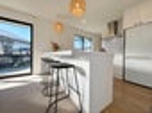 House for rent in Chaslands, Canterbury