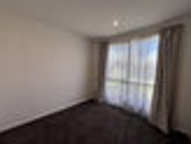 House for rent in Chaslands, Canterbury