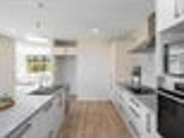 House for rent in Chaslands, Canterbury