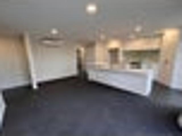 House for rent in Chaslands, Canterbury
