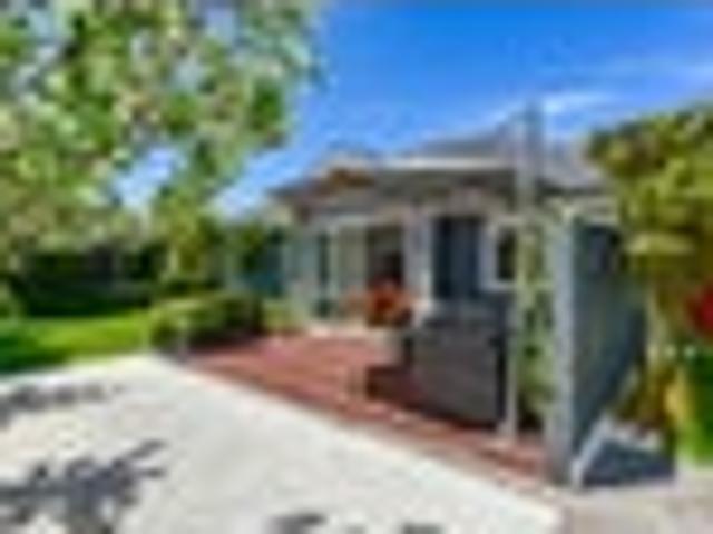 House for rent in Chaslands, Canterbury