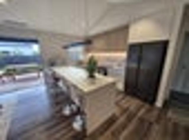 House for rent in Chaslands, Canterbury