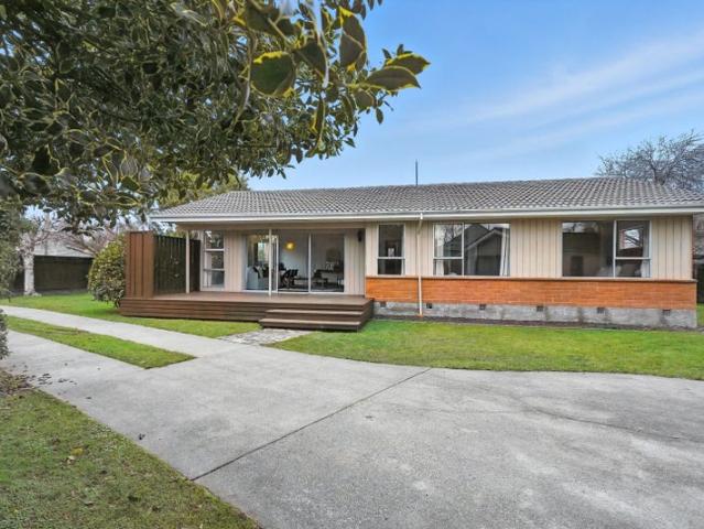 House for rent in Chaslands, Canterbury