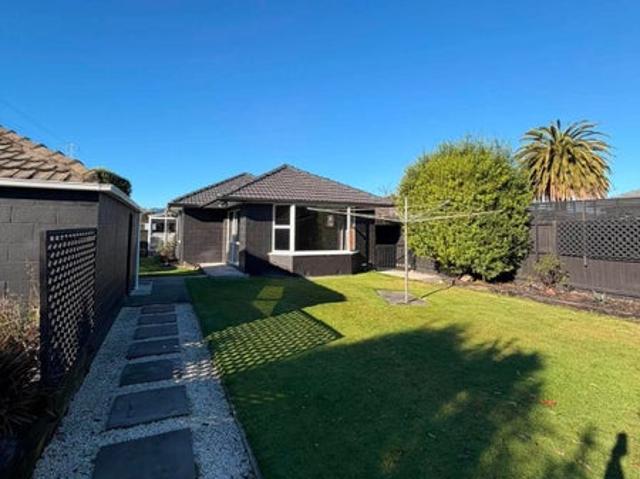 House for rent in Chaslands, Canterbury