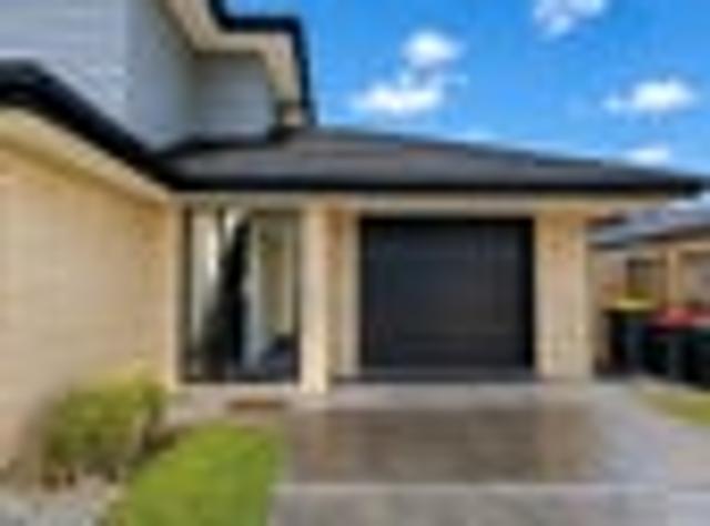 House for rent in Chaslands, Canterbury