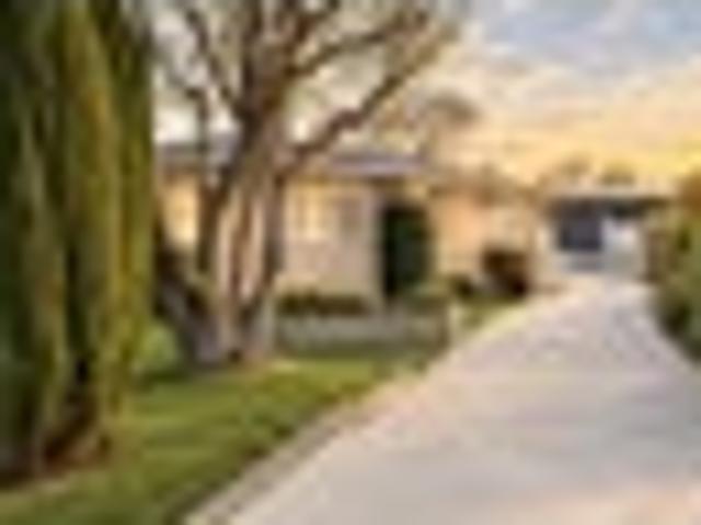 House for rent in Chaslands, Canterbury