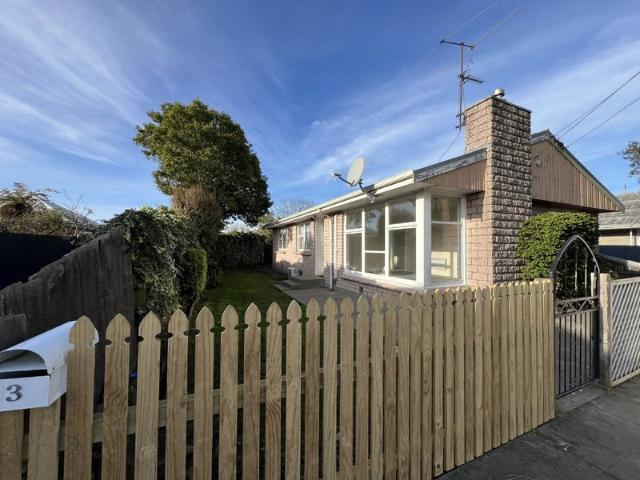 House for rent in Chaslands, Canterbury