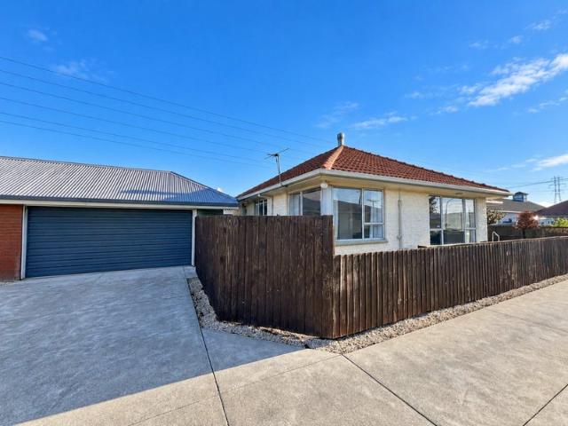 House for rent in Oaklands, Christchurch