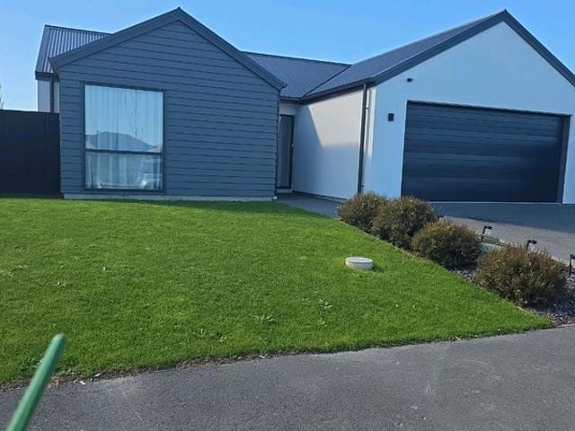 House for rent in Chaslands, Canterbury