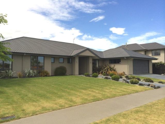 House for rent in Chaslands, Canterbury
